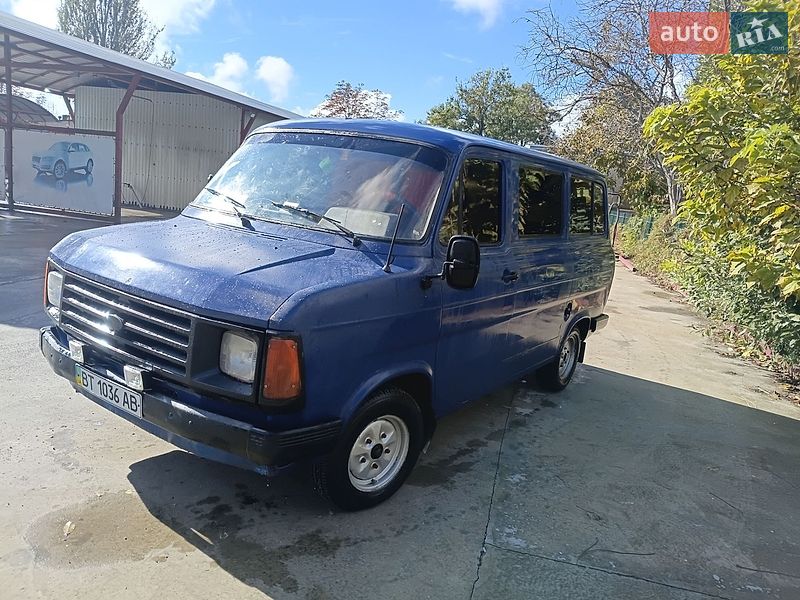 Минивэн Ford Transit 1984 в Херсоне