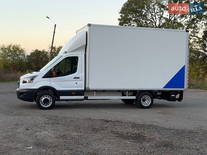 Грузовой фургон Ford Transit 2016 в Дубно