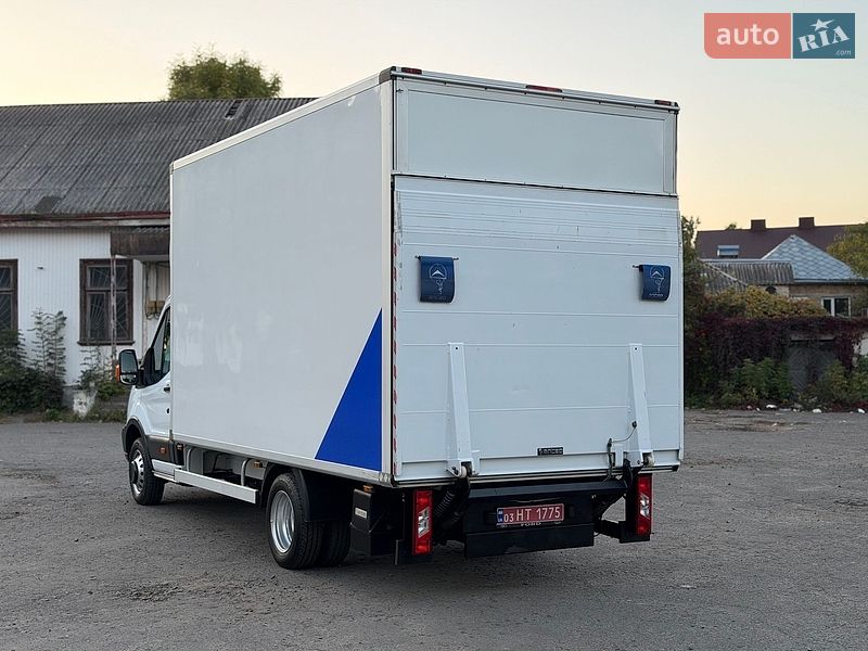 Грузовой фургон Ford Transit 2016 в Дубно