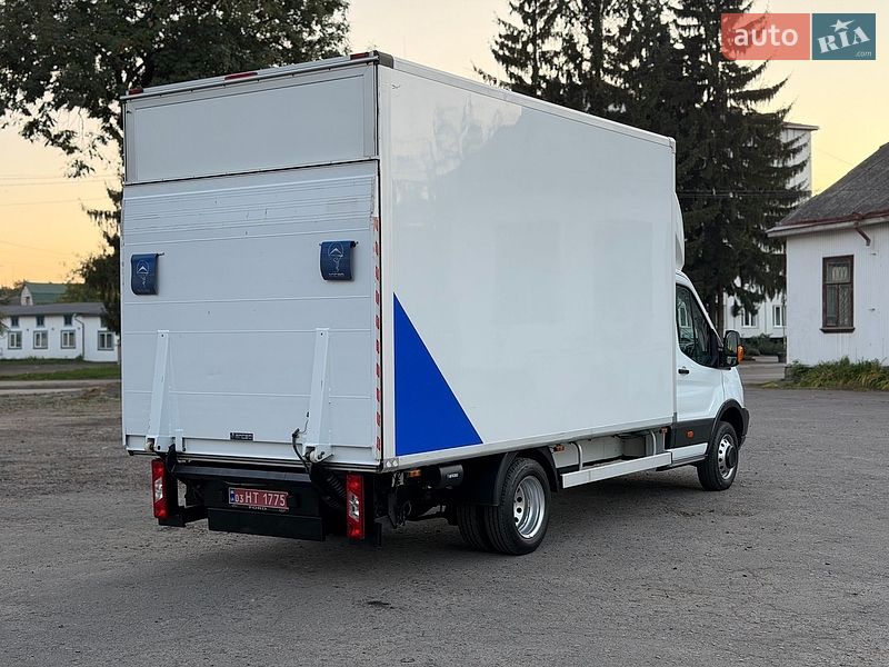 Грузовой фургон Ford Transit 2016 в Дубно