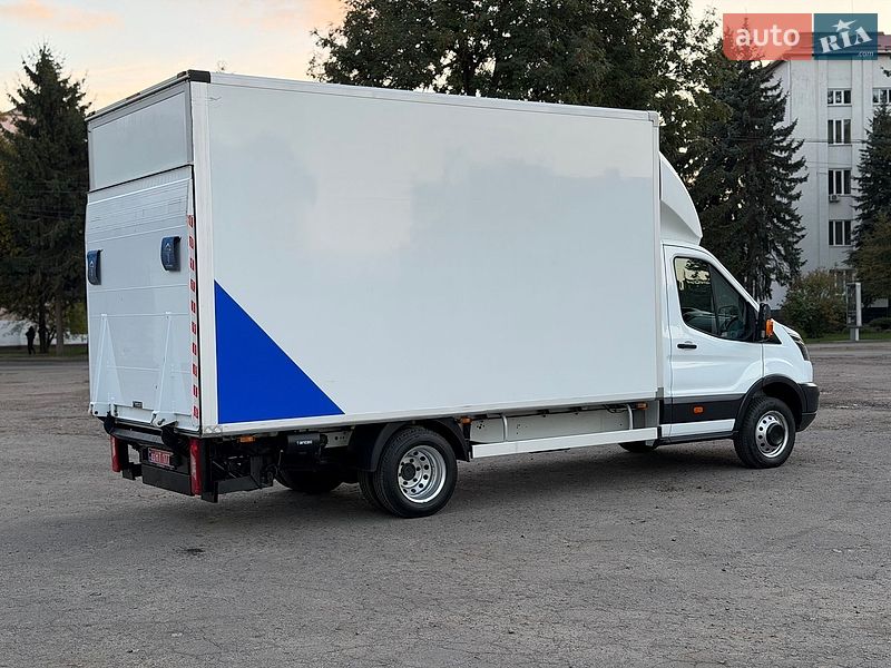 Грузовой фургон Ford Transit 2016 в Дубно