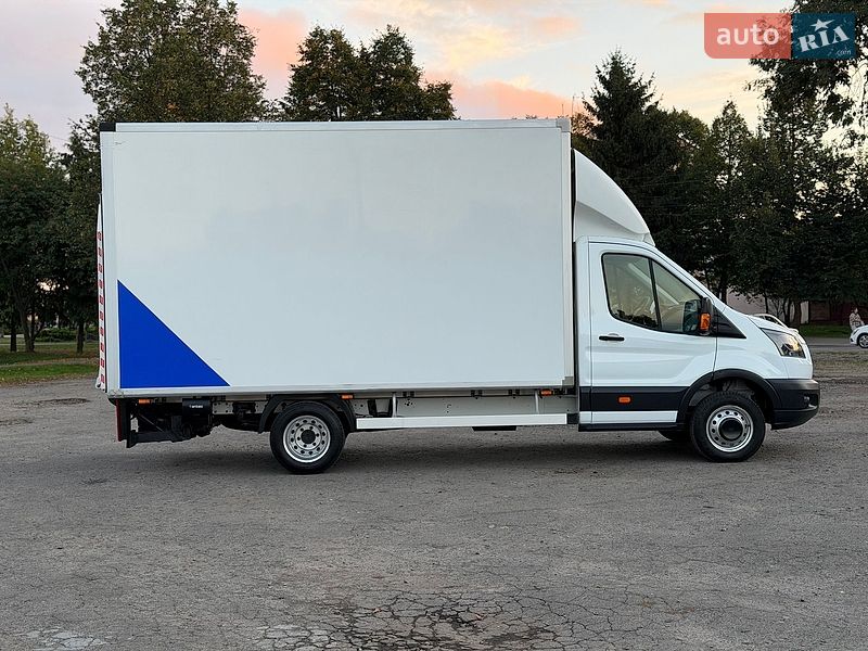 Грузовой фургон Ford Transit 2016 в Дубно