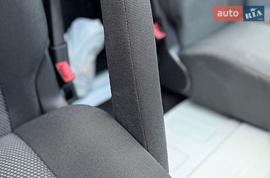 Грузовой фургон Ford Transit 2016 в Дубно