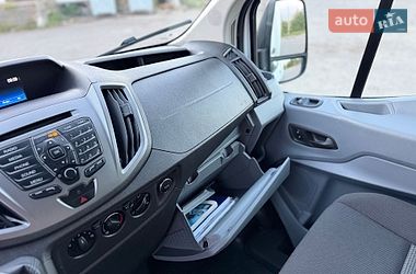 Грузовой фургон Ford Transit 2016 в Дубно
