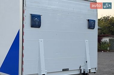 Грузовой фургон Ford Transit 2016 в Дубно