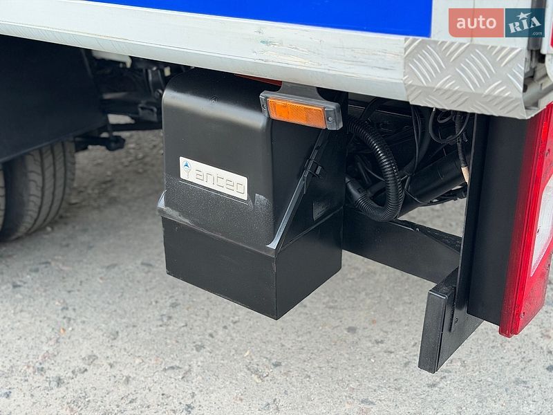 Грузовой фургон Ford Transit 2016 в Дубно