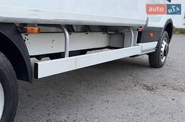 Грузовой фургон Ford Transit 2016 в Дубно