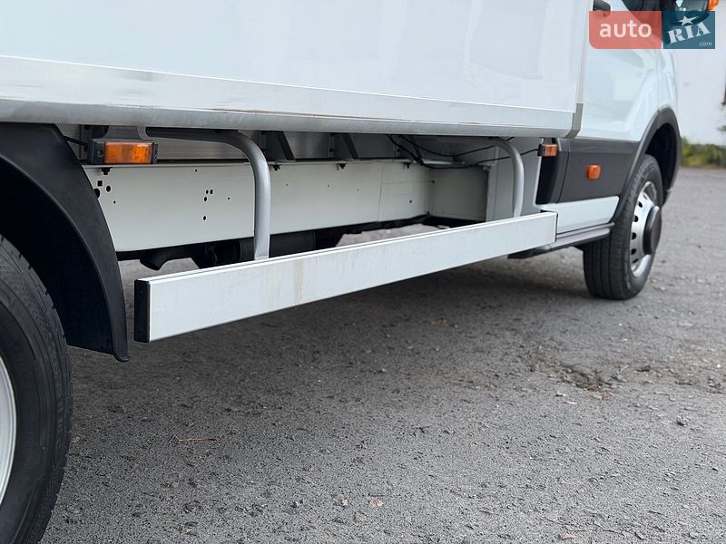 Грузовой фургон Ford Transit 2016 в Дубно