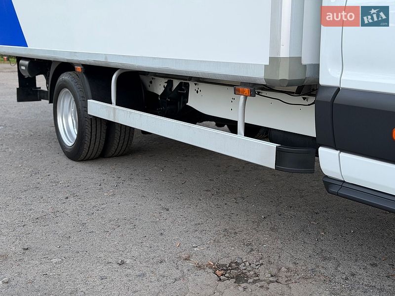 Грузовой фургон Ford Transit 2016 в Дубно