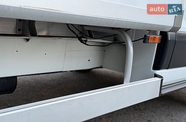 Грузовой фургон Ford Transit 2016 в Дубно