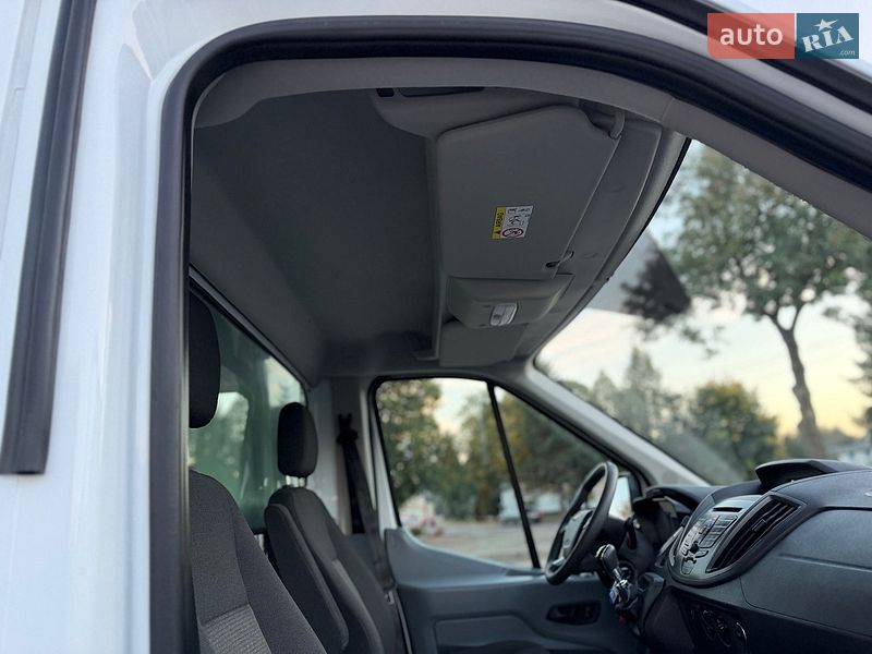 Грузовой фургон Ford Transit 2016 в Дубно
