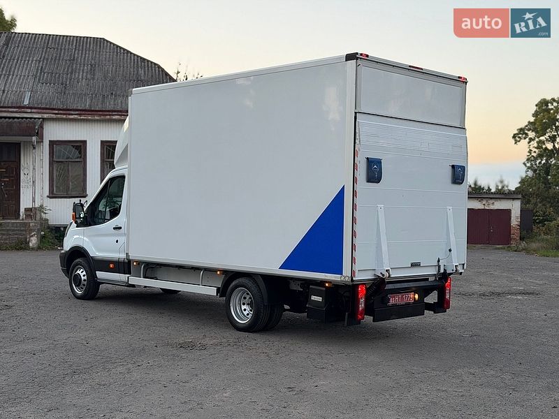 Грузовой фургон Ford Transit 2016 в Дубно
