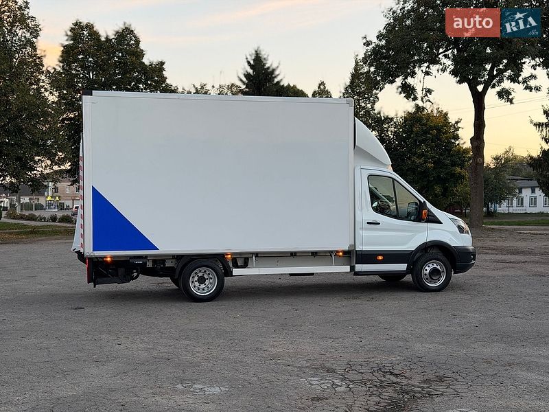 Грузовой фургон Ford Transit 2016 в Дубно