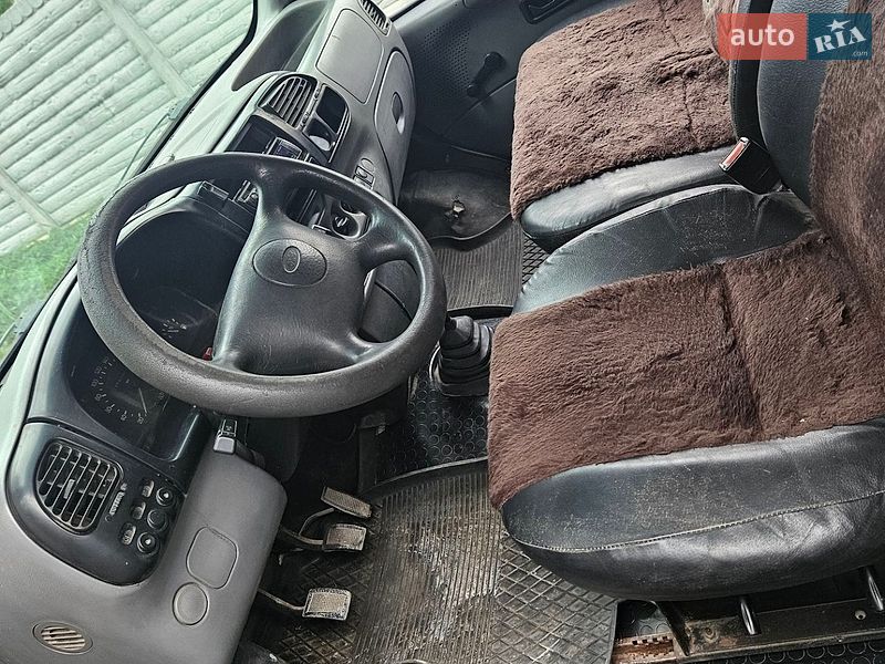 Минивэн Ford Transit 1997 в Жовкве