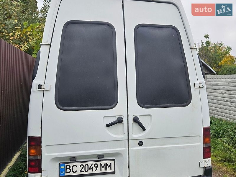 Минивэн Ford Transit 1997 в Жовкве