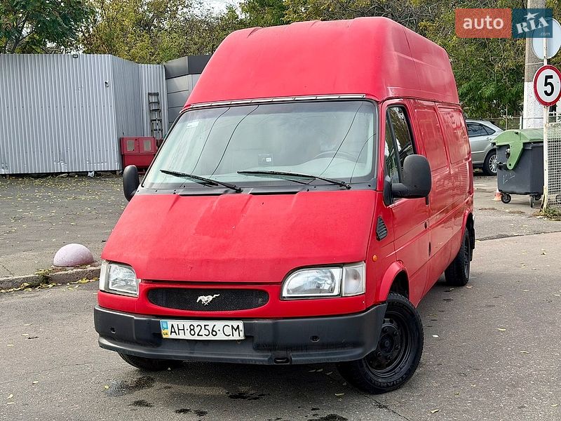 Вантажний фургон Ford Transit 2000 в Одесі