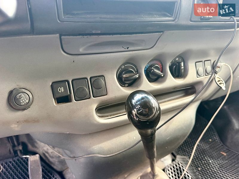 Вантажний фургон Ford Transit 2000 в Одесі