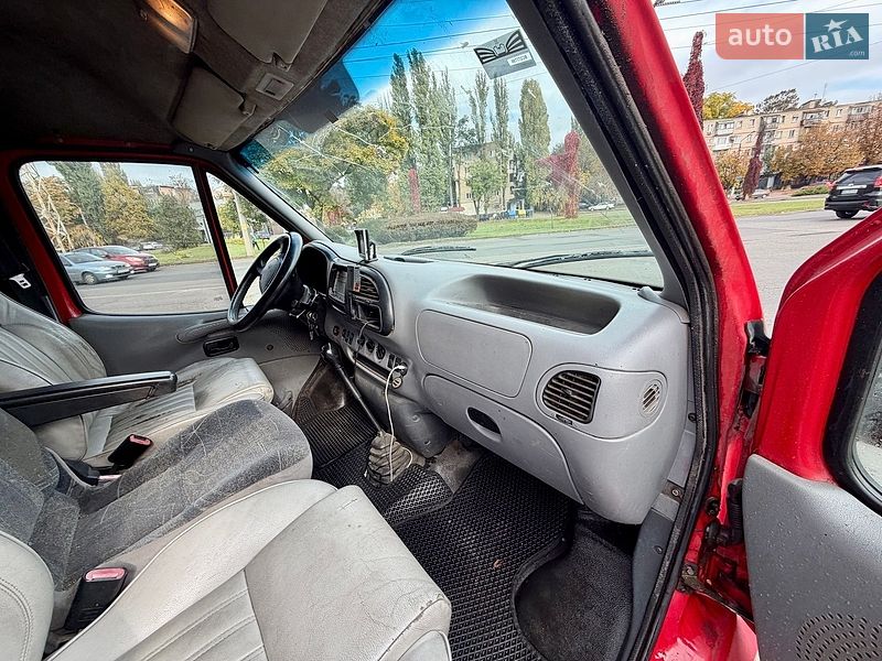 Вантажний фургон Ford Transit 2000 в Одесі