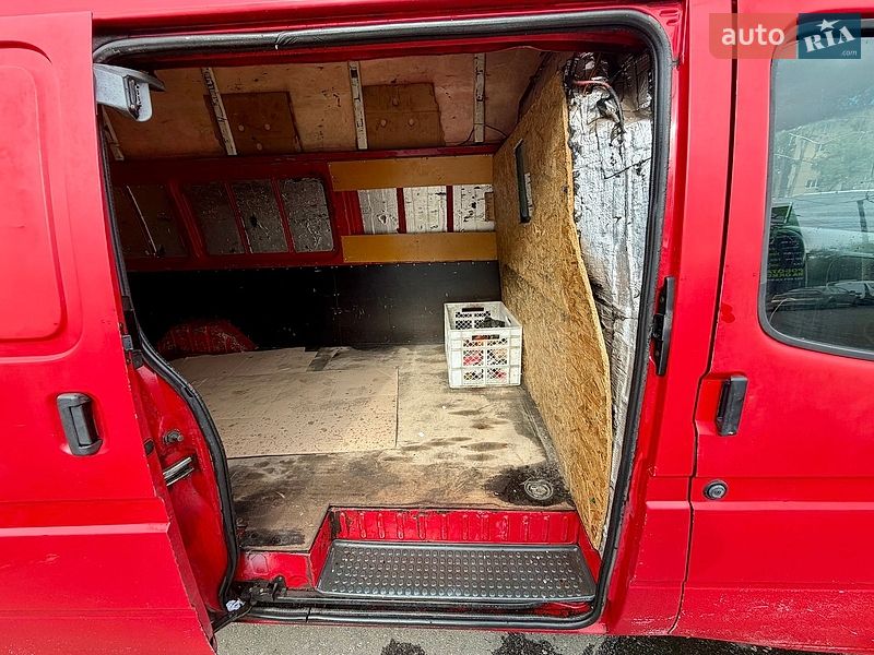 Вантажний фургон Ford Transit 2000 в Одесі