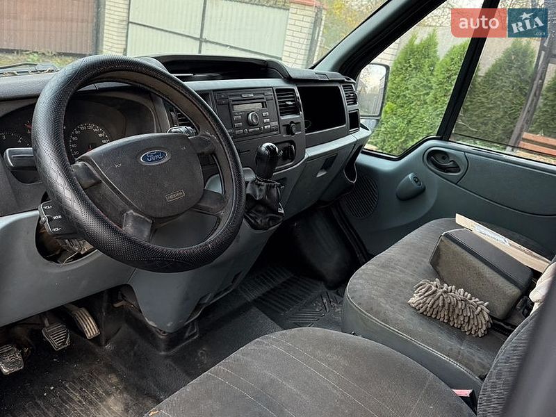 Грузовой фургон Ford Transit 2007 в Виннице