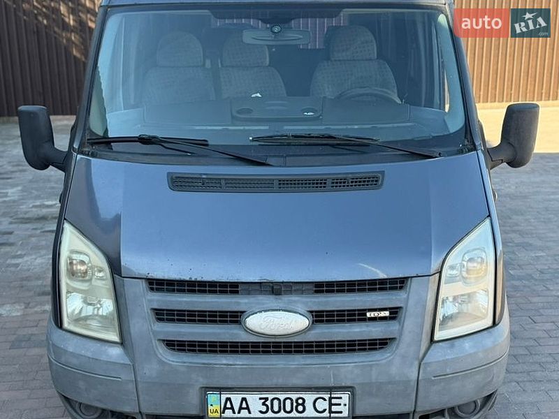 Мінівен Ford Transit 2008 в Бучі