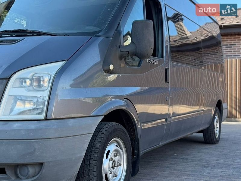Мінівен Ford Transit 2008 в Бучі