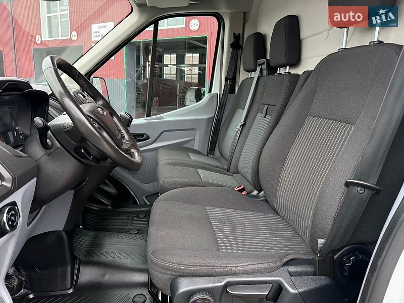 Грузовой фургон Ford Transit 2018 в Дубно