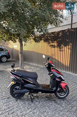 Скутер Forte Leon 2024 в  фото 2 Скутер Forte Leon 2024 в
