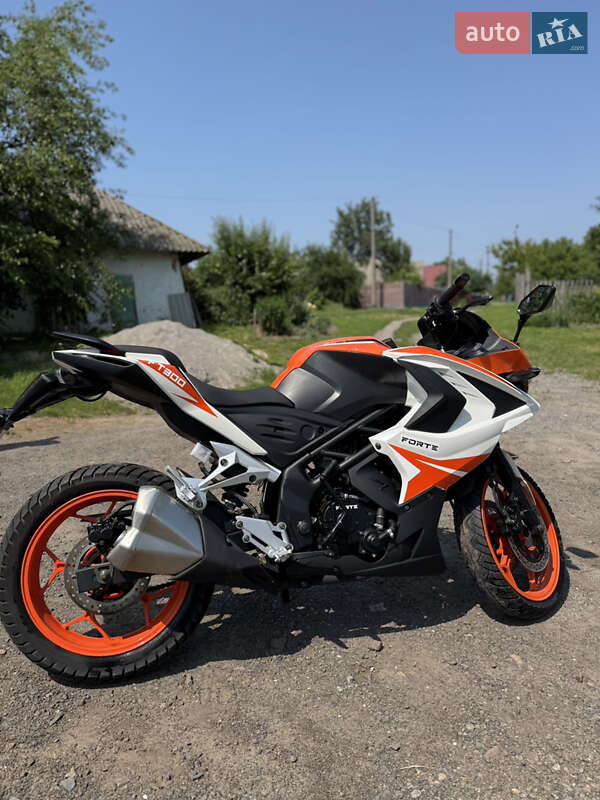 Спортбайк Forte R1 300 2024 в Белой Церкви фото Спортбайк Forte R1 300 2024 в Белой Церкви