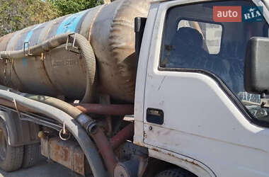 Машина ассенизатор (вакуумная) Foton BJ 2005 в 