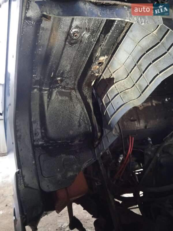 Борт Foton BJ 2004 в Киеве