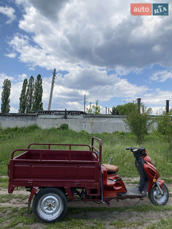 Грузовые трициклы Foton Five Star 2009 в Кременчуге