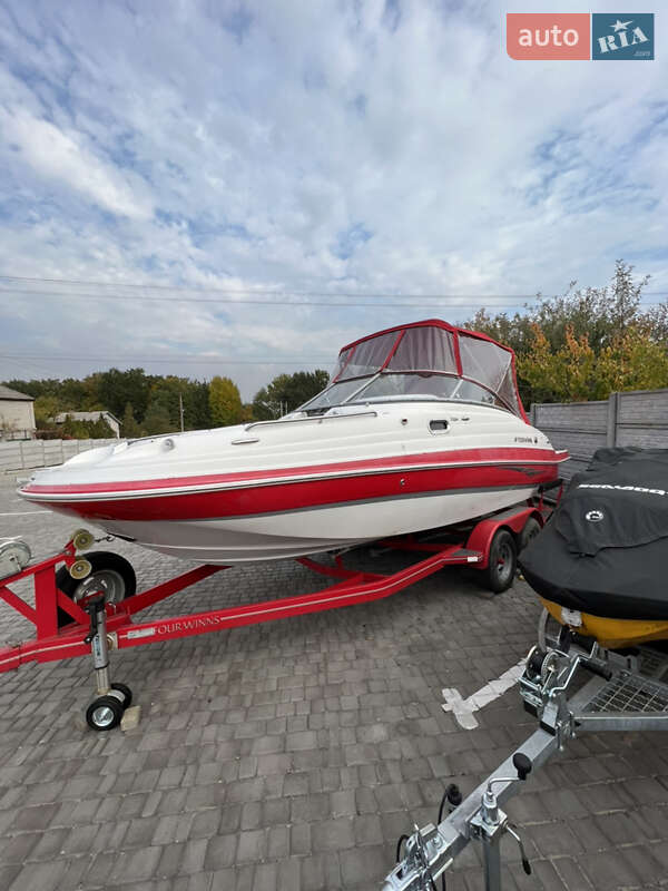 Катер Four Winns F224 2011 в Кривом Роге
