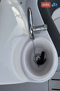 Катер Four Winns F224 2011 в Кривом Роге