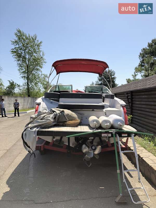 Катер Four Winns SL 2012 в Киеве фото 3 Катер Four Winns SL 2012 в Киеве