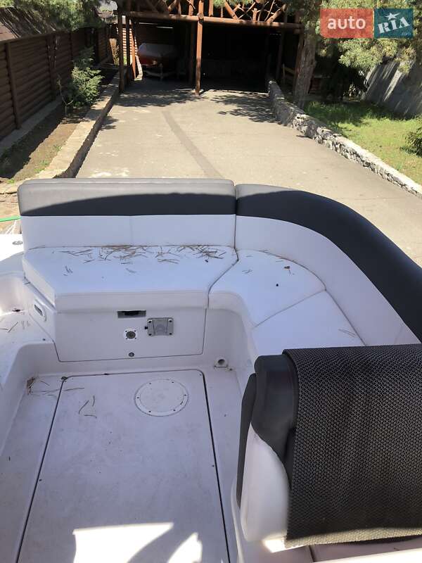 Катер Four Winns SL 2012 в Киеве фото 10 Катер Four Winns SL 2012 в Киеве