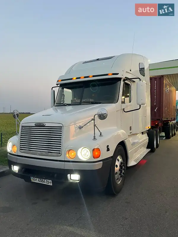 Freightliner Century 2000