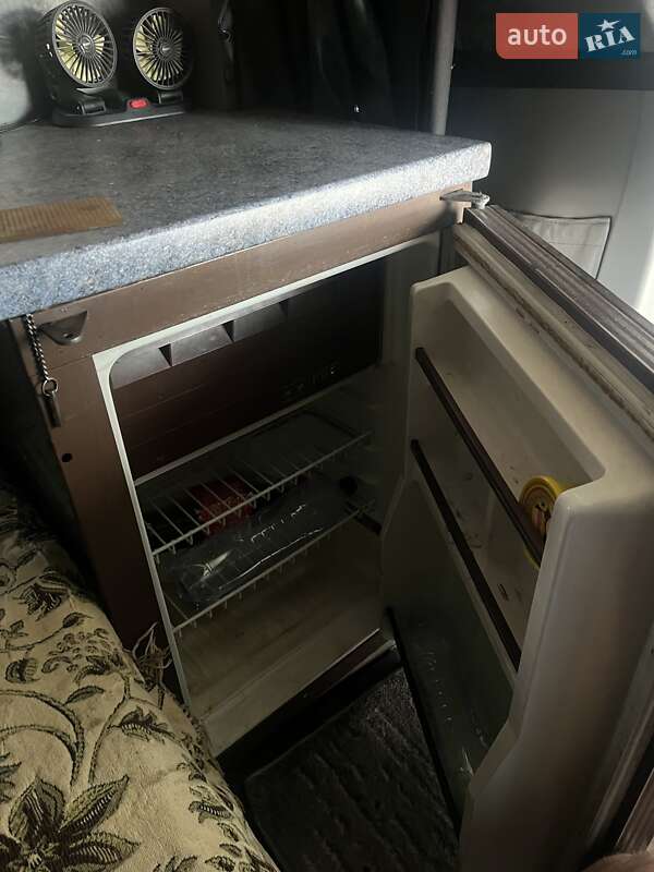 Тягач Freightliner Century 2000 в Одесі