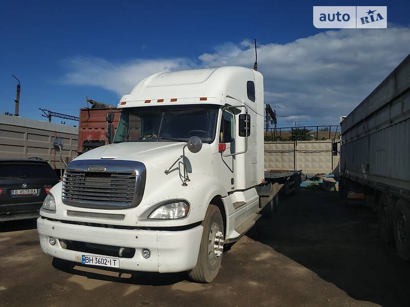 Freightliner Columbia
