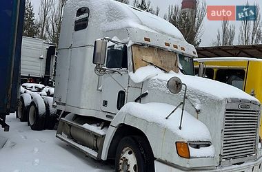 Тягач Freightliner FLD 2002 в Киеве