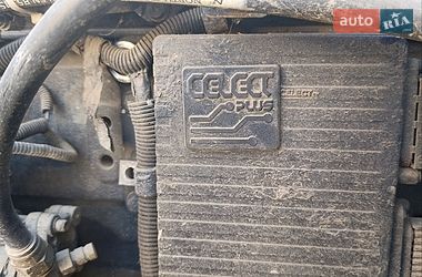 Тягач Freightliner FLD 2001 в Ровно