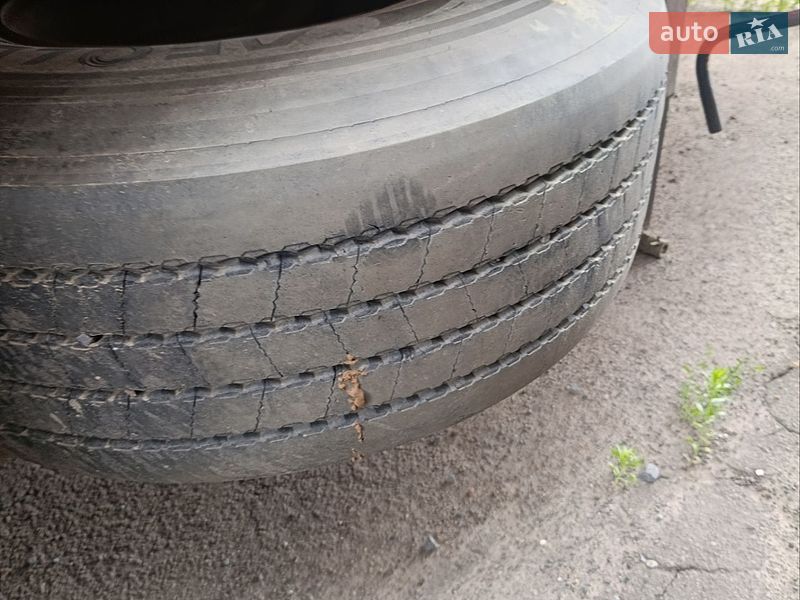 Тягач Freightliner FLD 2001 в Ровно