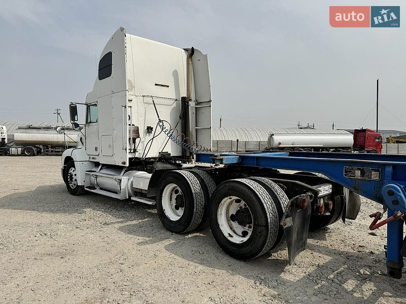 Тягач Freightliner FLD 2001 в Одесі