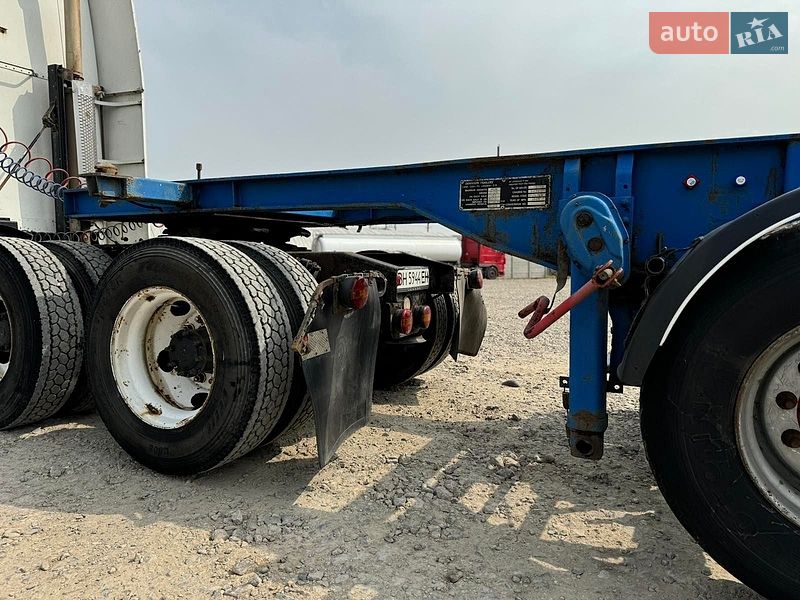 Тягач Freightliner FLD 2001 в Одесі