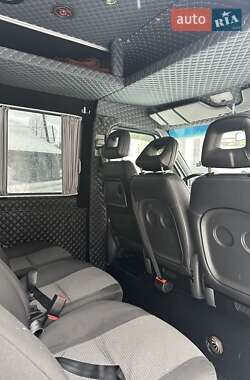 Грузопассажирский фургон Freightliner Sprinter 2005 в Калуше