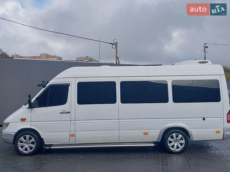 Туристический / Междугородний автобус Freightliner Sprinter 2003 в Николаеве
