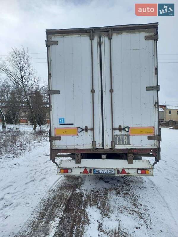 Тентованный борт (штора) - полуприцеп Fruehauf 01Y 2003 в Ильинцах