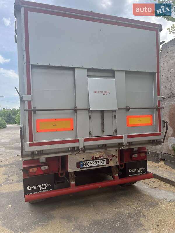 Зерновоз - полуприцеп Fruehauf 69124 2013 в Ровно