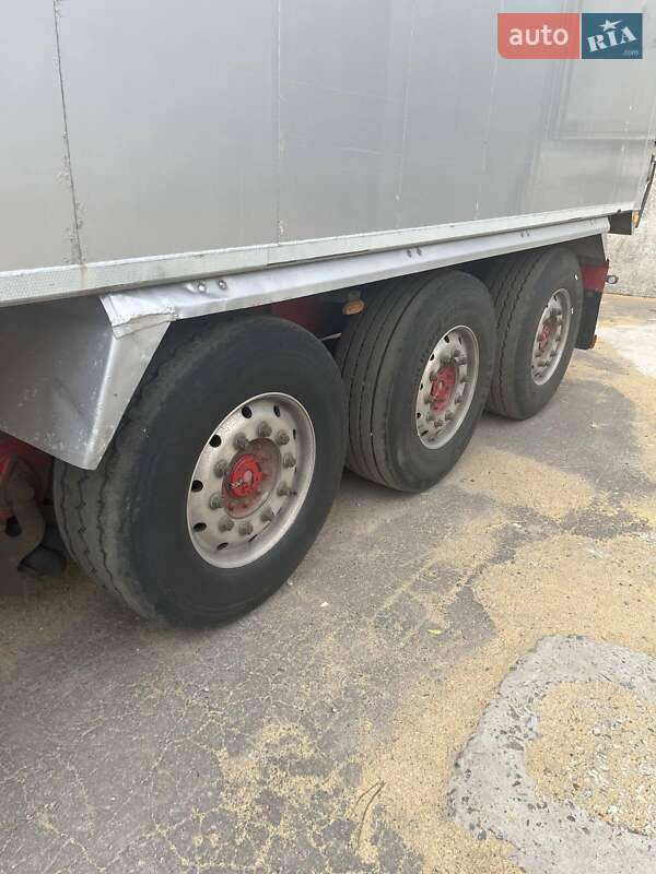 Зерновоз - полуприцеп Fruehauf 69124 2013 в Ровно