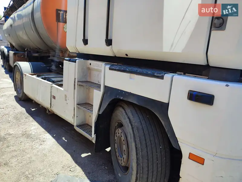 Цистерна напівпричіп Fruehauf BPV 1995 в 